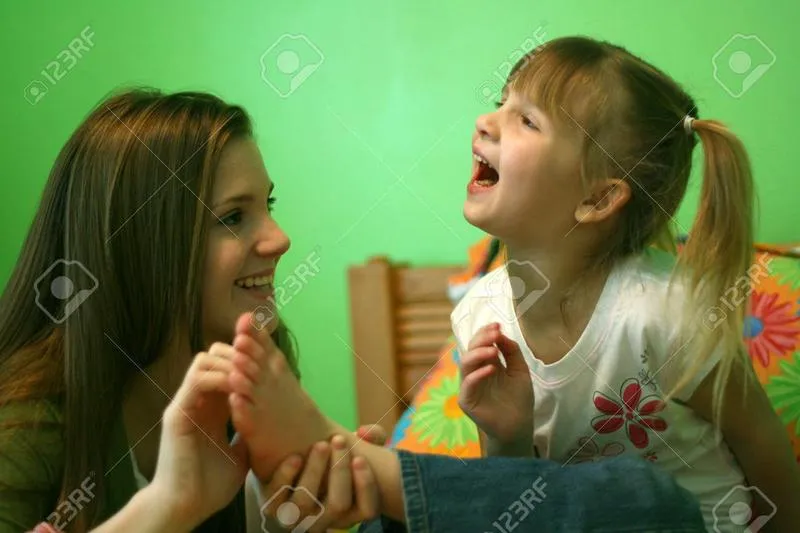 Dylemat moralny Little Sisters